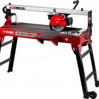 Плиткорез электрический ЗУБР "МАСТЕР" ЭП-200-1000С длина реза 920 мм, диск 200 мм, глубина реза 90° Плиткорез электрический ЗУБР "МАСТЕР" ЭП-200-1000С длина реза 920 мм, диск 200 мм, глубина реза 90°